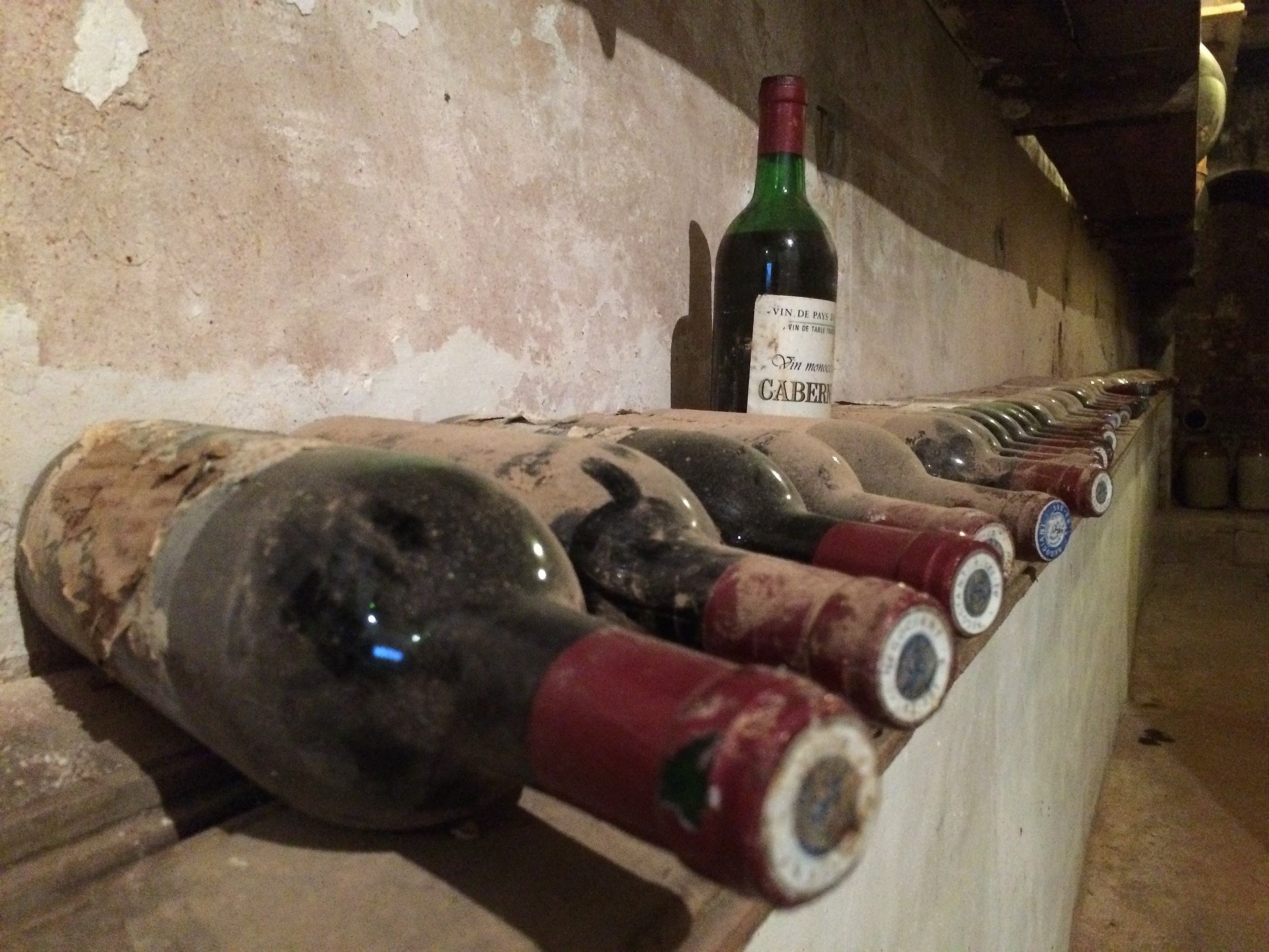 évaluer-vin-sans-étiquette-capsule